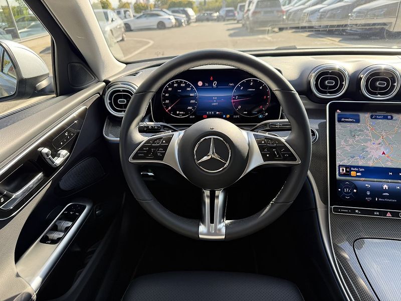 Mercedes-Benz Třídy C (2025) 220 d 4MATIC kombi - fotka 18 z 40