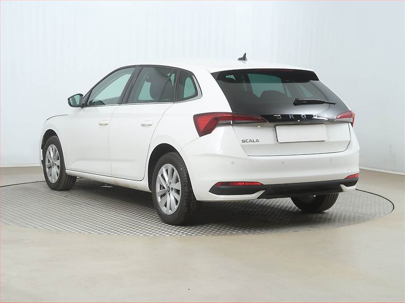 Škoda Scala (2025) 1.0 TSI, Top Selection, FullLe - fotka 4 z 17