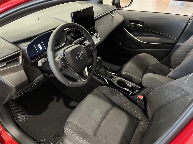 Toyota Corolla (2025) 1,8 hybrid 140 koní  Comfort + - fotka 10 z 16