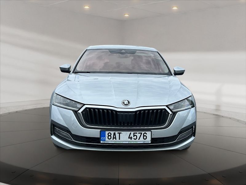 Škoda Octavia 1,5 TSI 110 Style - fotka 2 z 11