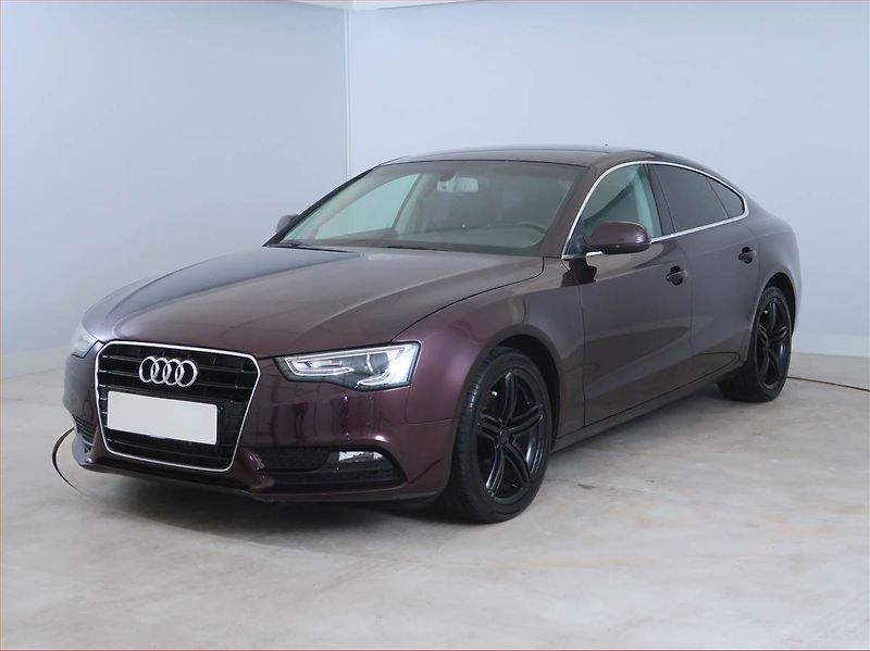 Audi A5 (2014) 2.0 TDI, Automat, Bi-Xenony - fotka 2 z 15