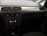 Volkswagen Caddy (2017) 2.0 TDI, 5Míst - náhled 8
