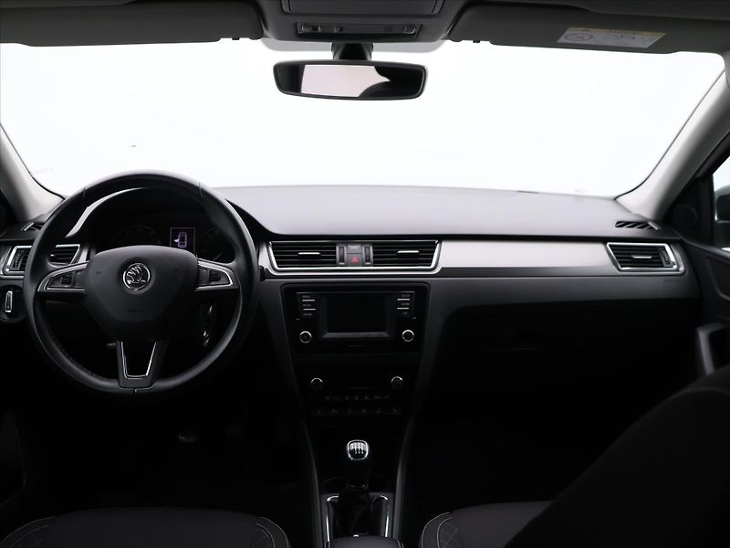 Škoda Rapid 1,2 TSI 81kW Style CZ - fotka 14 z 28