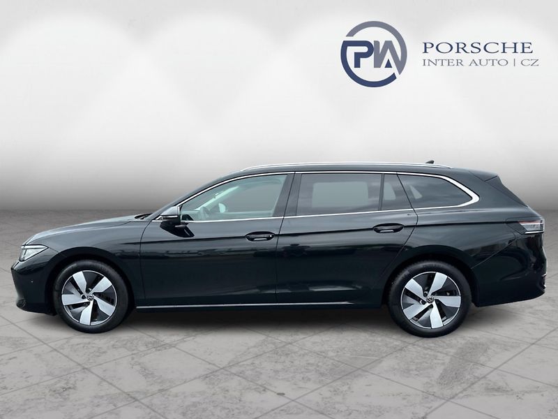 Volkswagen Passat Variant Elegance 2,0 TDI 110 k - fotka 3 z 24