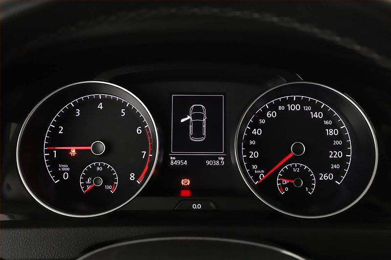 Volkswagen Golf (2019) 1.5 TSI, Automat, Tempomat - fotka 8 z 14