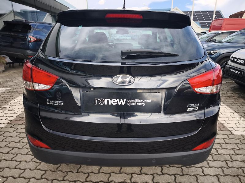 Hyundai ix35 2015 2.0 CRDi 135kW 4x4 - fotka 26 z 31