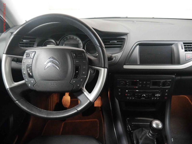 Citroën C5 (2012) 2.0 HDi, Exclusive - fotka 13 z 21