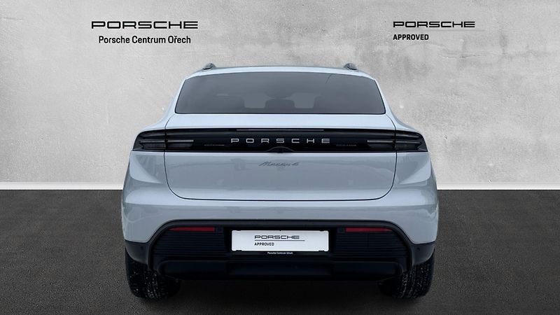 Porsche Macan 4 - fotka 7 z 25