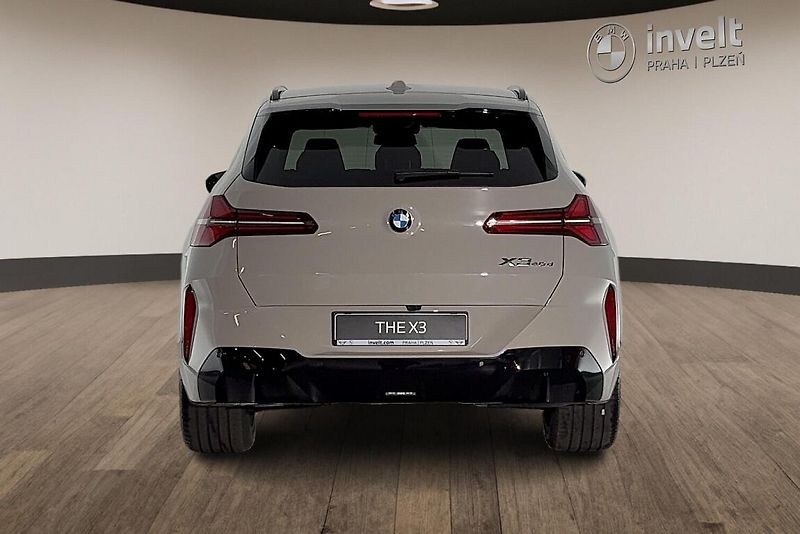 BMW X3 xDrive40d - fotka 4 z 26