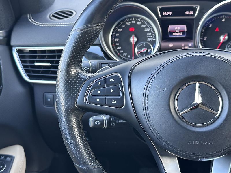 Mercedes-Benz GLS 350d AMG 4MATIC 9G - fotka 11 z 28