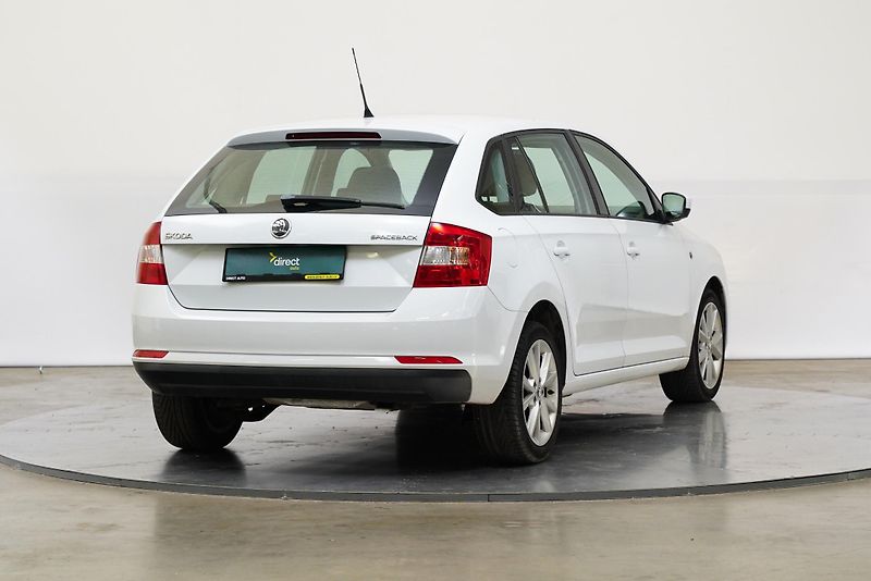 Škoda Rapid - fotka 2 z 5