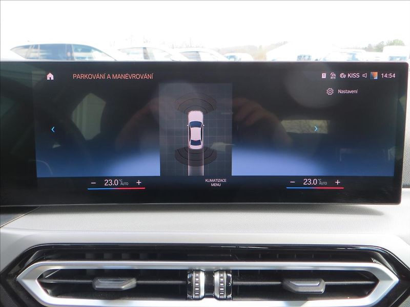 BMW Řada 3 2,0 318i 115kw LED, AUT, ČR - fotka 17 z 24