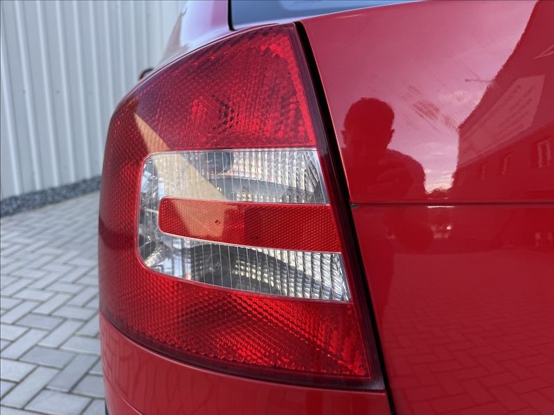 Škoda Octavia 1,6 MPi 75kW tažné původ ČR - fotka 15 z 50
