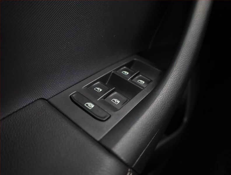 Ford Kuga (2015) 2.0 TDCi, 4X4, Serv.kniha - fotka 15 z 16
