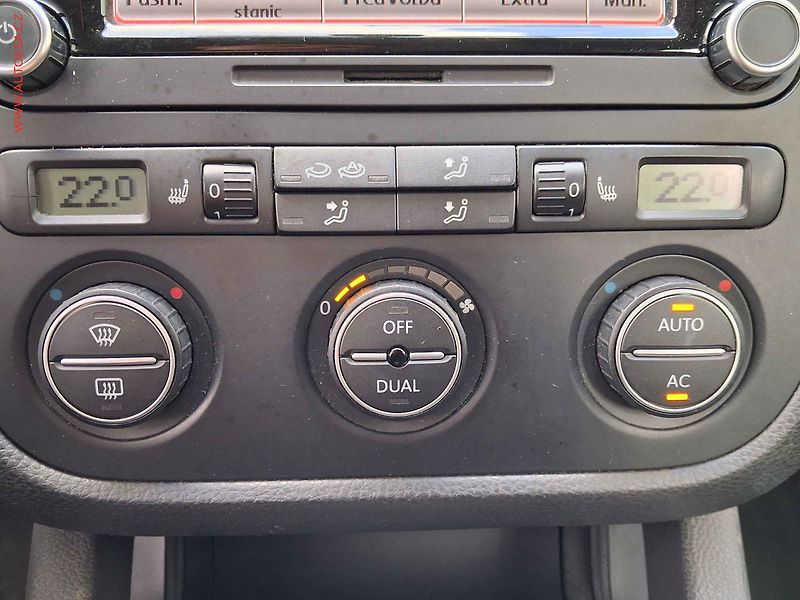 Volkswagen Golf (2009) 1.4TSi, 2.maj, Comfortline - fotka 15 z 17