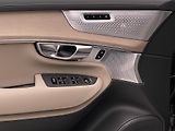 Volvo XC90 (2026) B5 AWD AUT BRIGHT PLUS 7míst - náhled 29