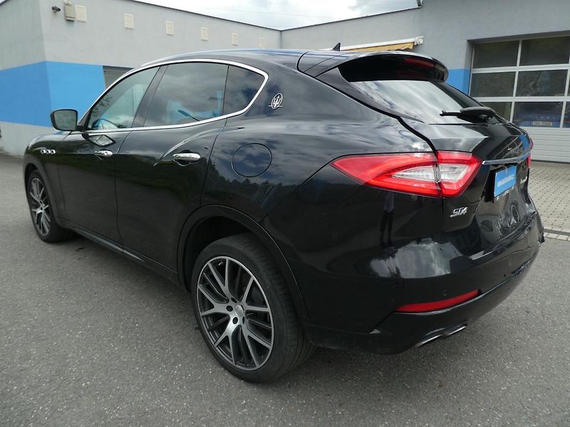 Maserati Levante SQ4 3,0i 316kW 4x4 ERMENEGILDO - fotka 5 z 16