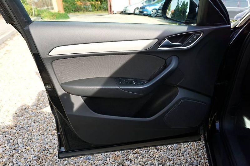 Audi Q3 (2013) 2,0 TFSI 125 kW - fotka 21 z 45