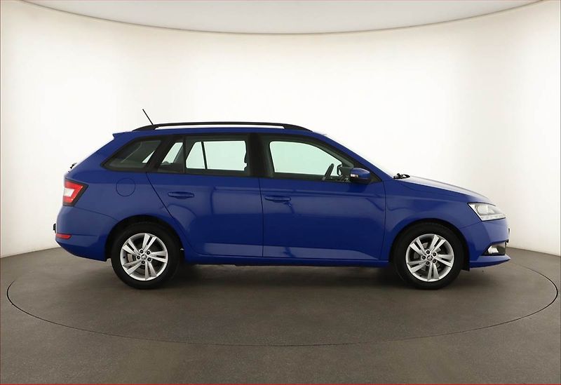 Škoda Fabia (2021) Ambition 1.0 TSI, ČR,1.maj - fotka 6 z 15