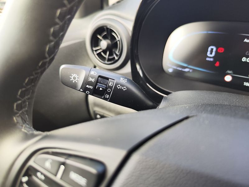 Hyundai i10 1.0i/46kW Smart 15 - fotka 23 z 28