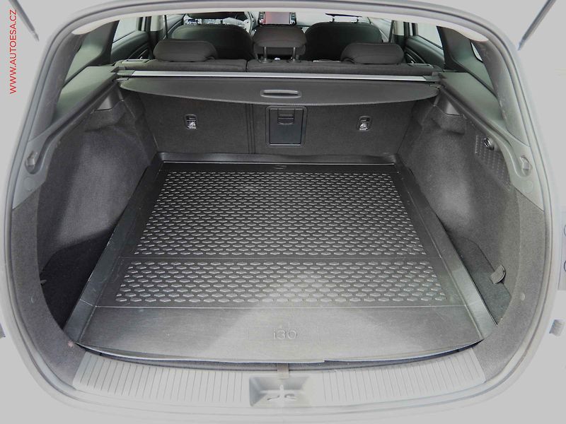 Hyundai i30 (2022) 1.5 T-GDi, ČR, Smart, AT, LED - fotka 7 z 20