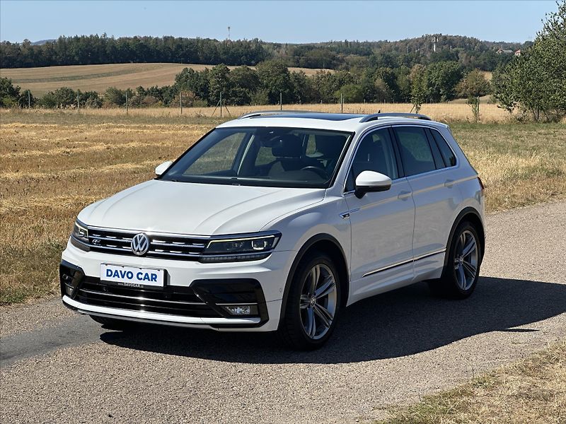 Volkswagen Tiguan 1,4 TSI DSG R-line matrix virt - fotka 3 z 30