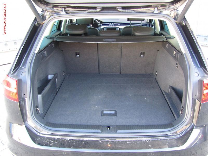 Volkswagen Passat (2014) 2.0 TDi 4x4, ČR, DSG - fotka 7 z 20