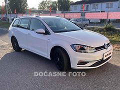 Volkswagen Golf (2018) 2.0 TDi, 1.maj, Join, navi - fotografie inzerátu