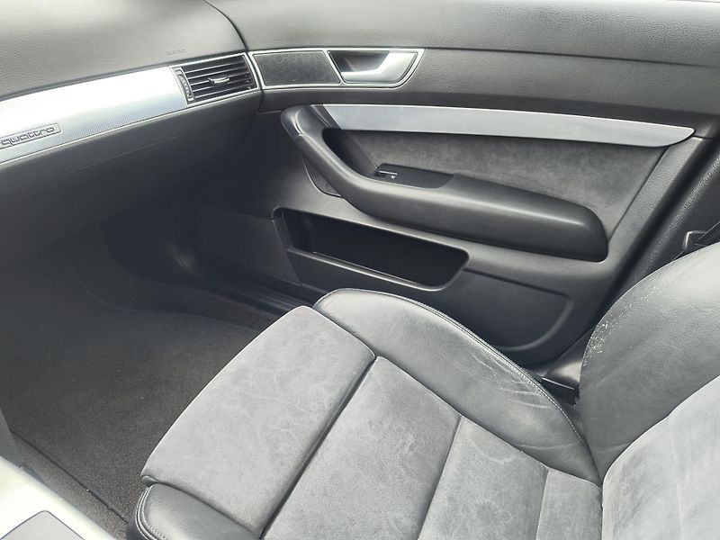 Audi A6 (2008) 3.0 TDI Q AT/NAVI/VZDUCH/KŮŽE - fotka 39 z 52