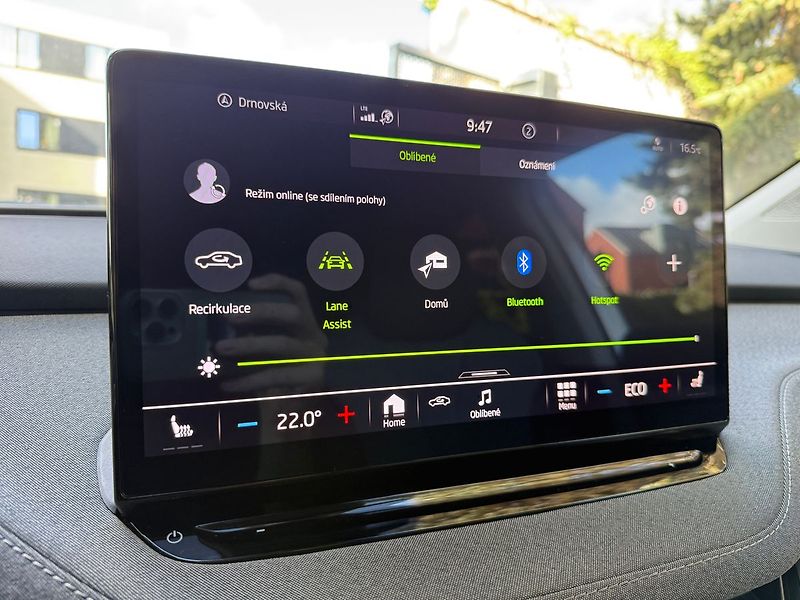 Škoda Enyaq 82 kWh / LOFT / Matrix LED/ Te - fotka 22 z 43