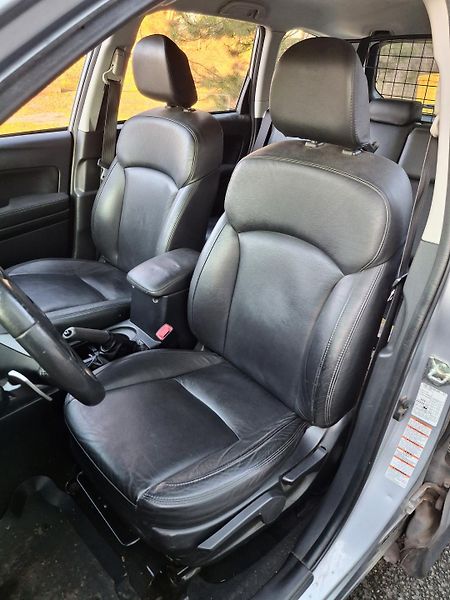 Subaru Forester 2.0 benzin  Rezervace - fotka 24 z 43