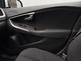 Volvo V40 T2 KINETIC CZ 1.maj REZERVACE - náhled 22