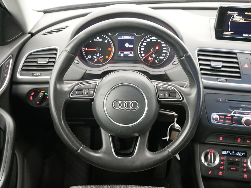 Audi Q3 - fotka 17 z 26