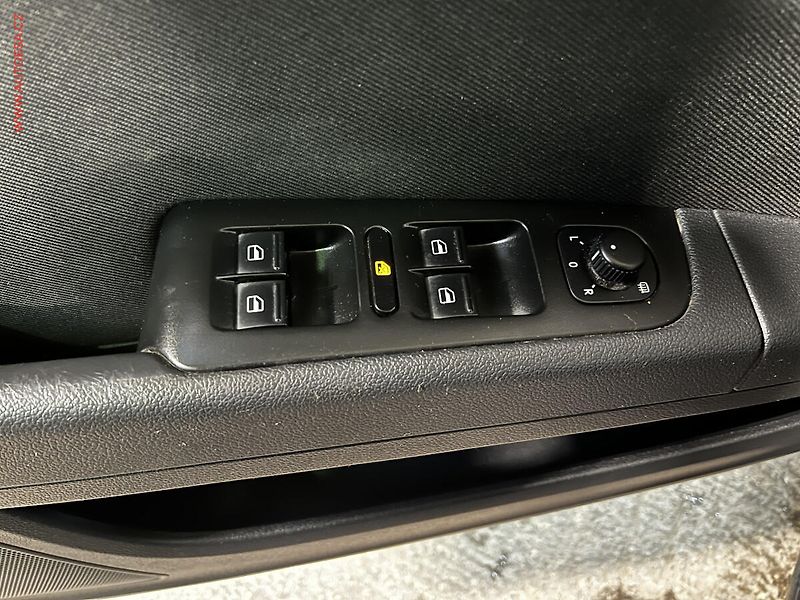 Škoda Superb (2014) 2.0 TDi, Exclusive, DSG - fotka 12 z 16