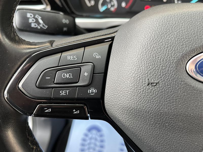 Volkswagen Caddy (2023) 2.0TDI 90KW Tourneo Connect 6r - fotka 25 z 33