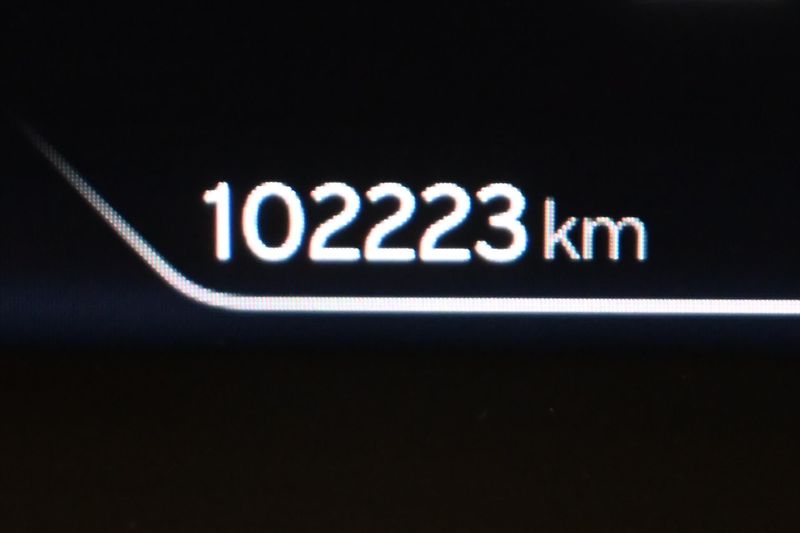 Cupra Leon 2,0 TDI 110 kW DSG Sportstoure - fotka 17 z 33
