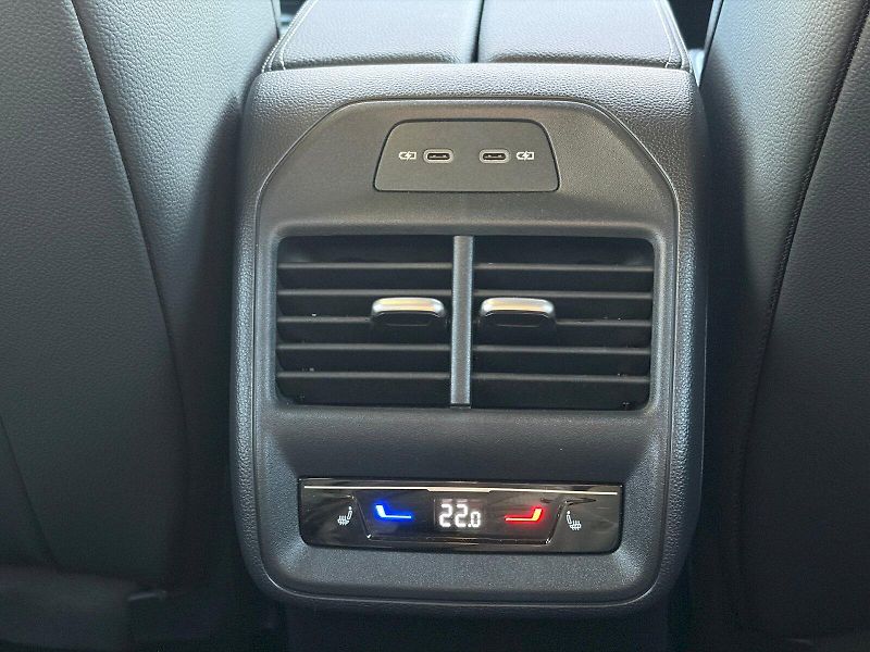 Škoda Superb (2026) DSG 2.0 TDI / 142kW / 4x4 / SP - fotka 19 z 35