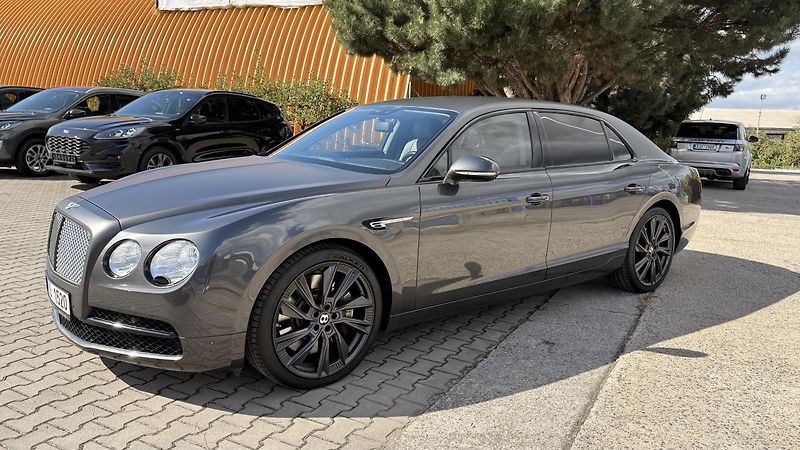 Bentley Flying Spur (2016) 6.0 W12,630PS-335KM/HOD,KRÁSNÝ - fotka 39 z 55