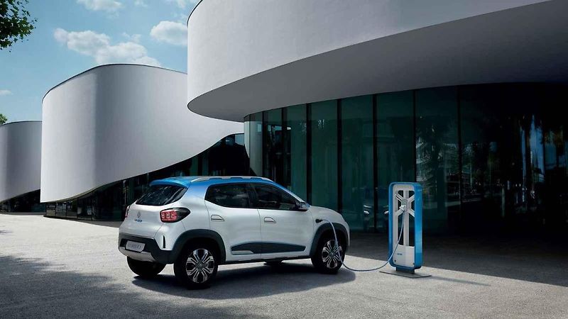 Rozměry připomíná idický model Kwid