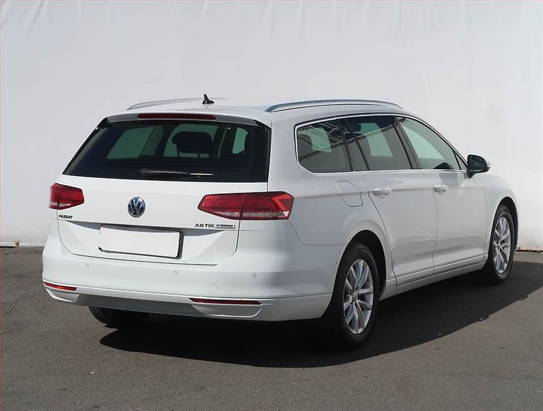 Volkswagen Passat (2015) Comfortline 2.0 TDI - fotka 5 z 15