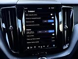 Volvo XC60 B5 AWD PLUS DARK // REZERVACE - náhled 38