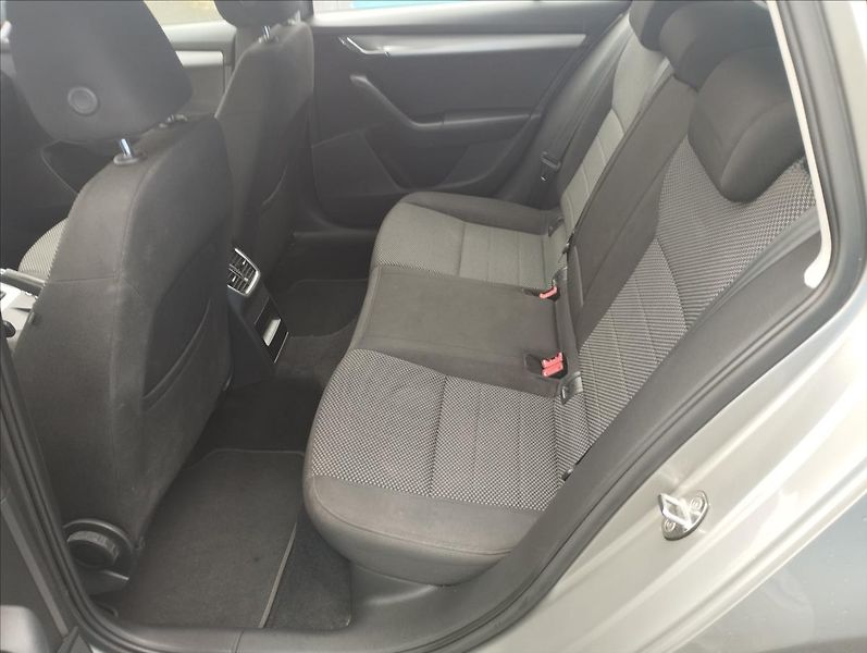 Škoda Octavia 1,2 TSI 81KW - fotka 10 z 15