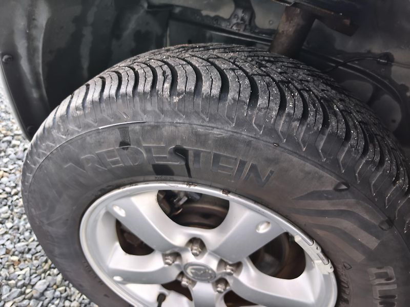 Mazda Tribute 4X4  - fotka 18 z 22