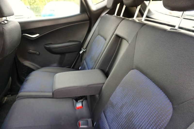Hyundai ix20 (2017) ESSENTIAL 1,4 CVVT 66 kW - fotka 21 z 35