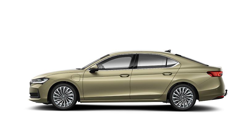 Škoda Superb (2026) 1,5 TSI iV 200 kW  L&K - fotka 3 z 6