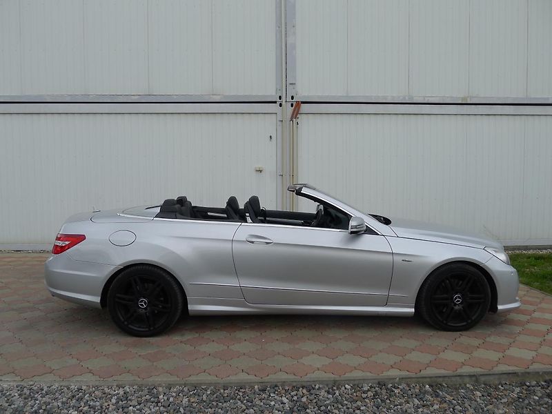 Mercedes-Benz Třídy E E 350 CDI Cabrio - fotka 3 z 30