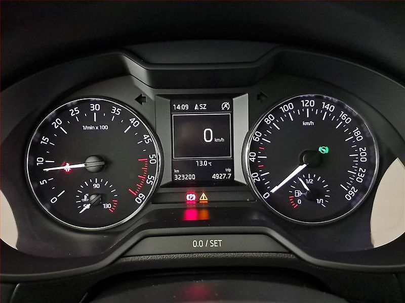 Škoda Octavia (2015) Style 2.0 TDI, Automat, Navi - fotka 11 z 19