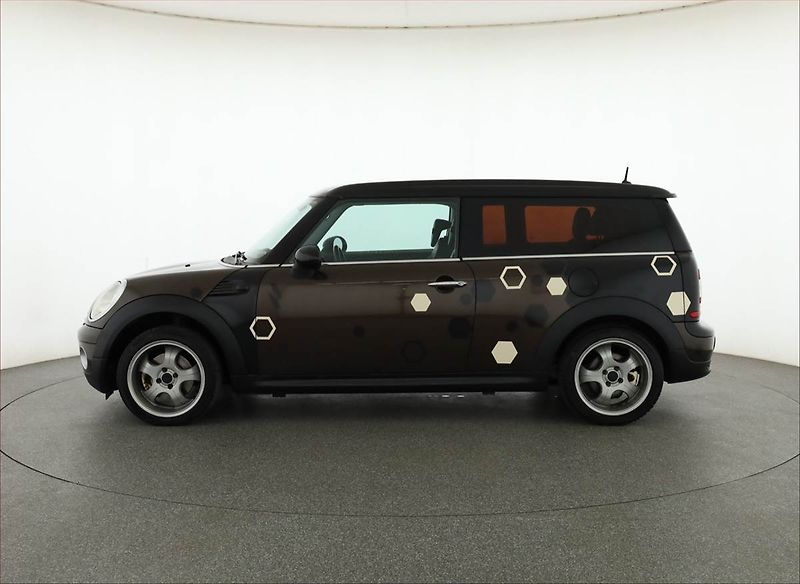 Mini Clubman (2009) Cooper, jezdí výborně - fotka 3 z 14