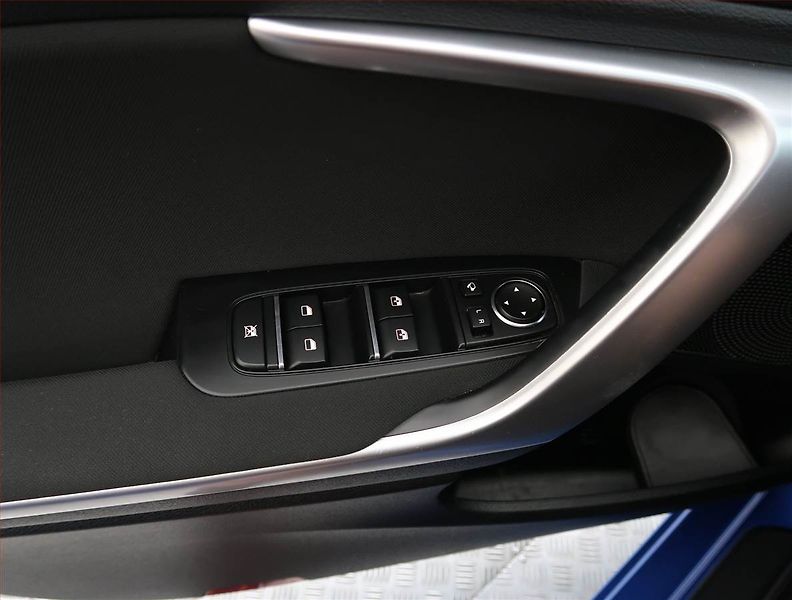 Kia Ceed (2023) 1.5 T-GDI, ČR,1.maj - fotka 21 z 21