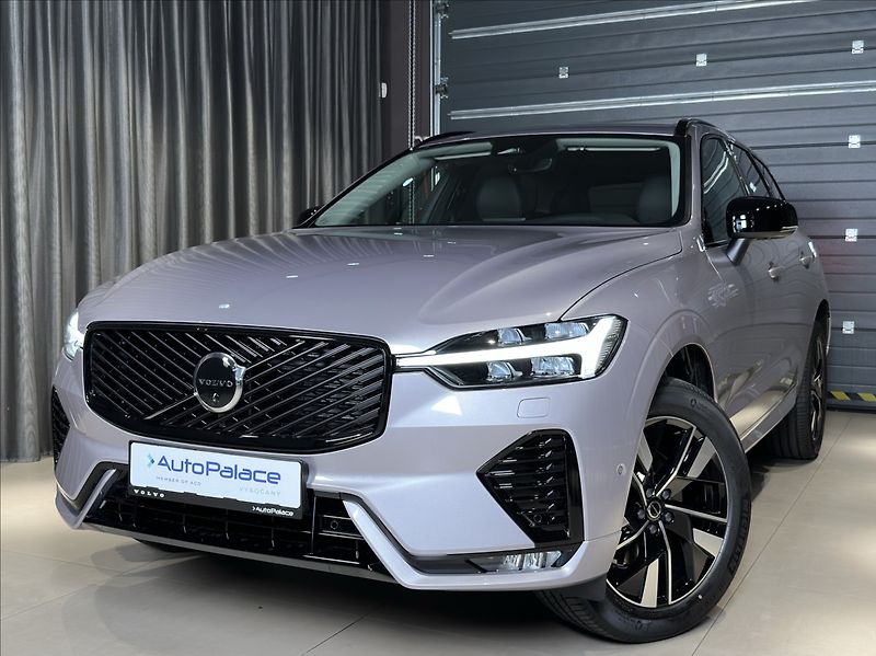 Volvo XC60 (2026) 2,0 B5  Plus Dark - fotka 1 z 30